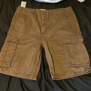 Levi cargo shorts
